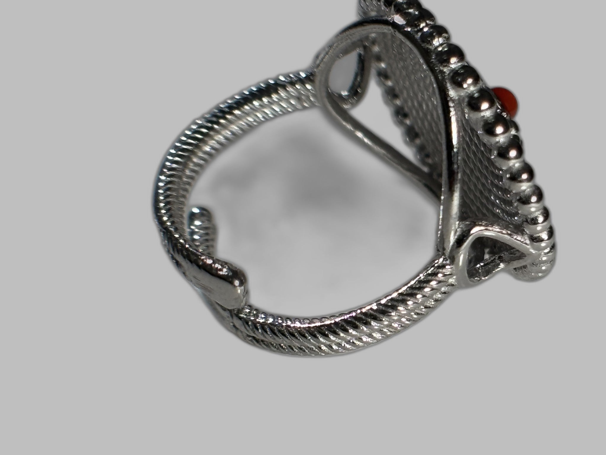 Anello Intreccio Sardo Con Corallo