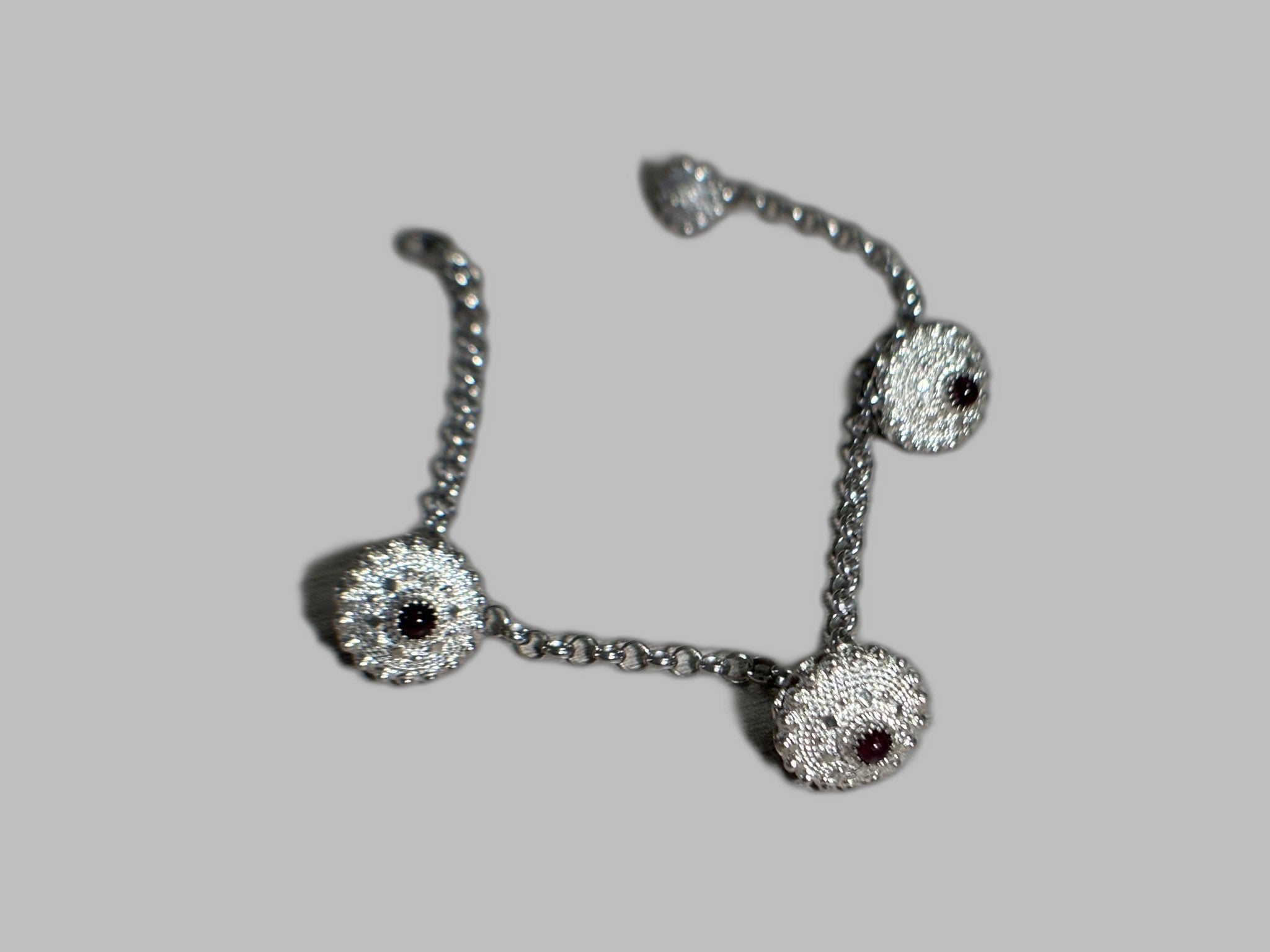 Bracciale Bottoni Sardi Pendenti
