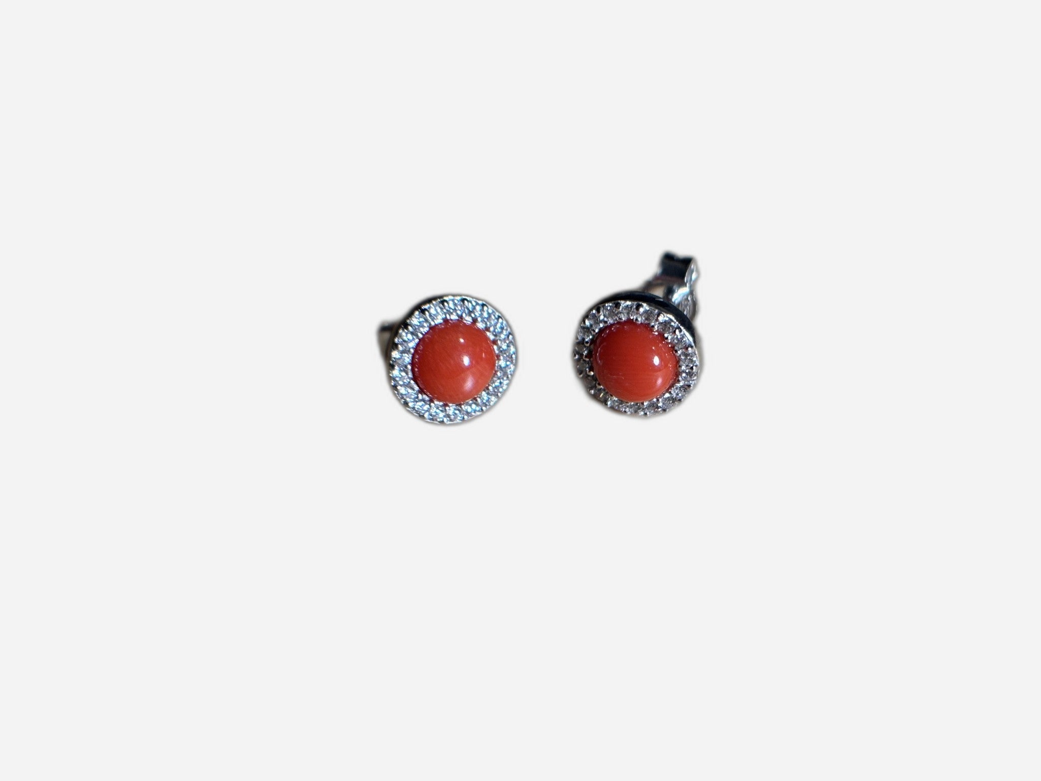 Orecchini In Corallo Tondo Con Zirconi